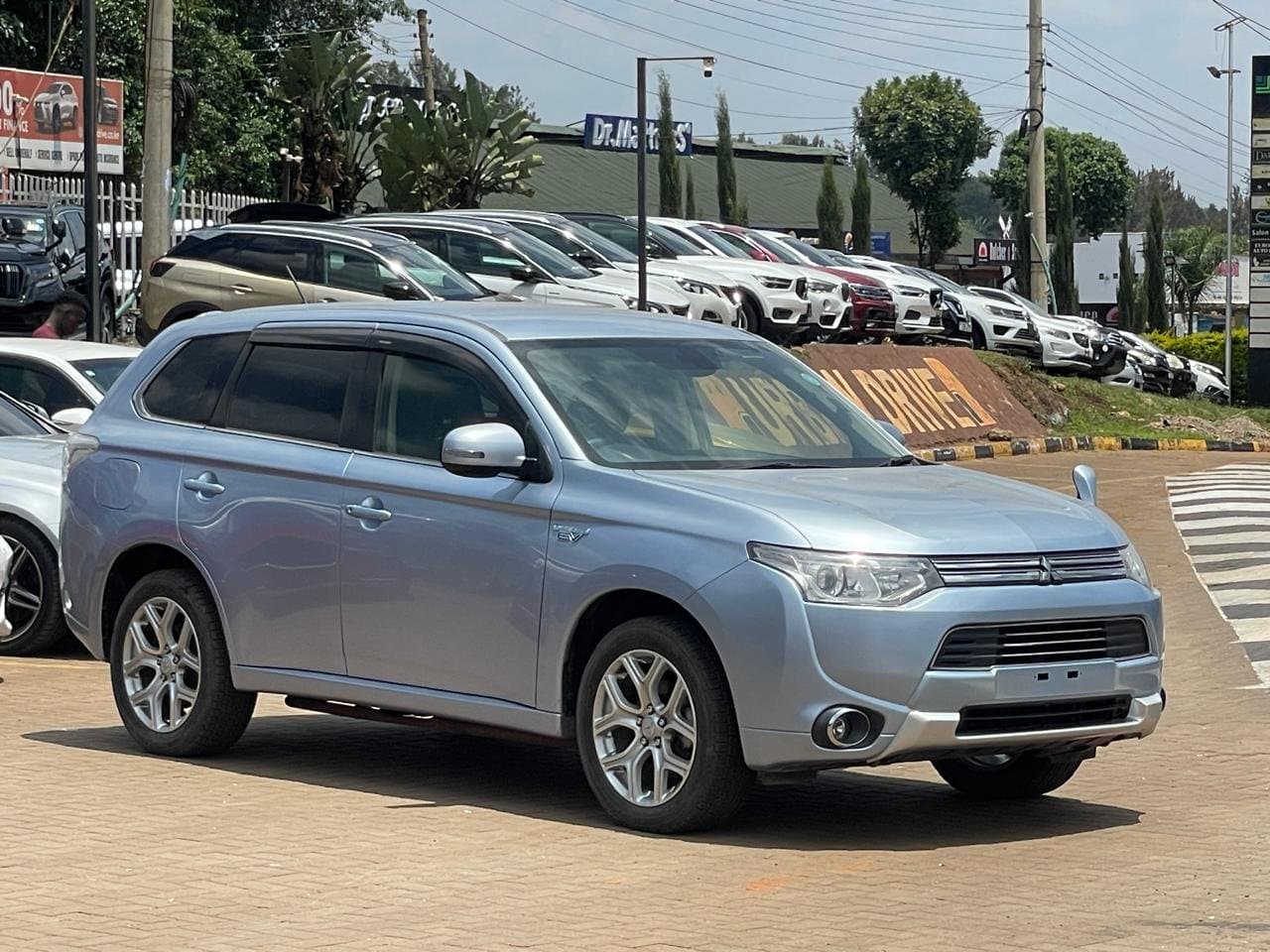 Does a Plug-In Hybrid Fit Your Weekly Routine?