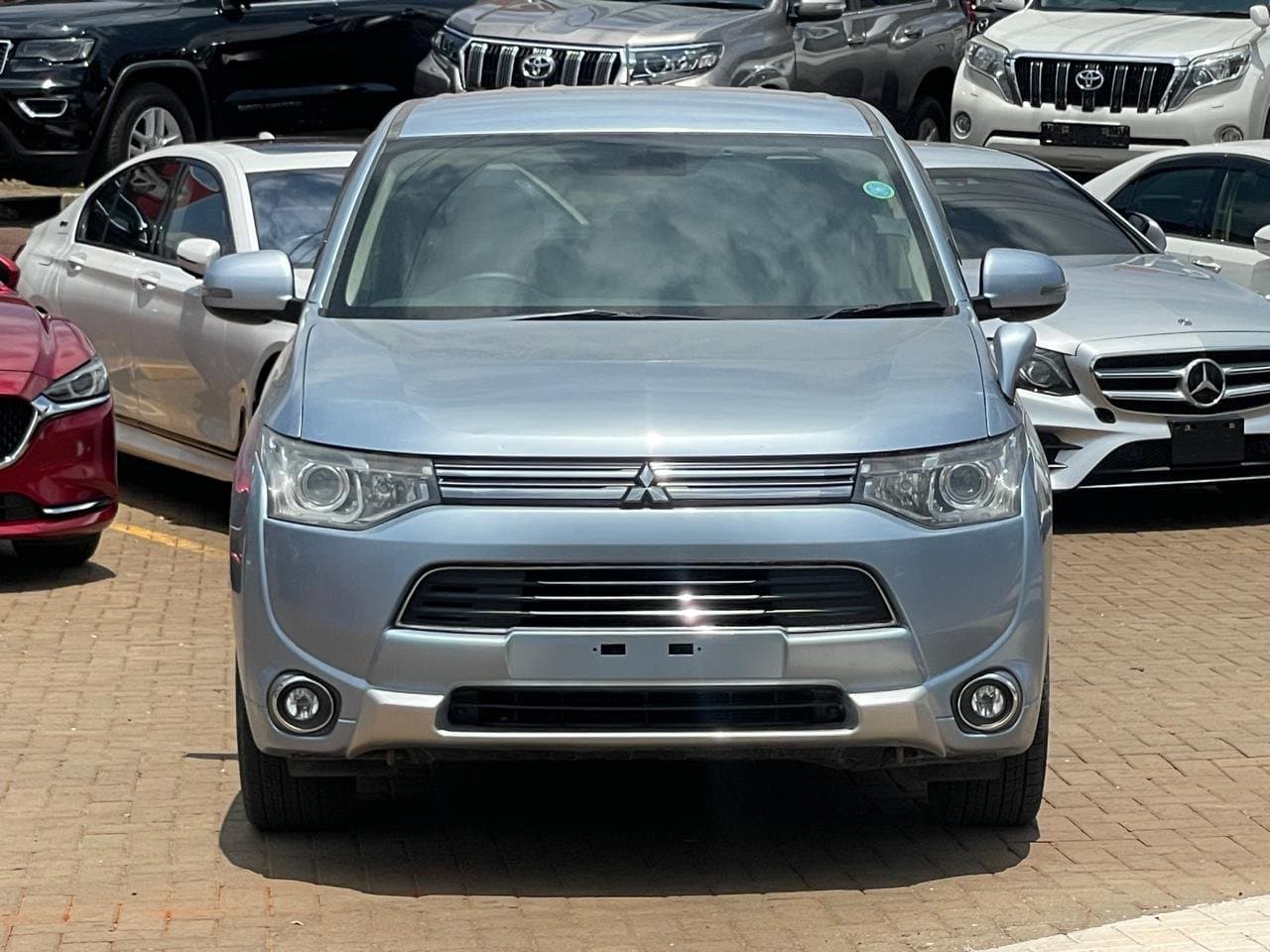 2016 MITSUBISHI OUTLANDER PHEV thumbnail 2