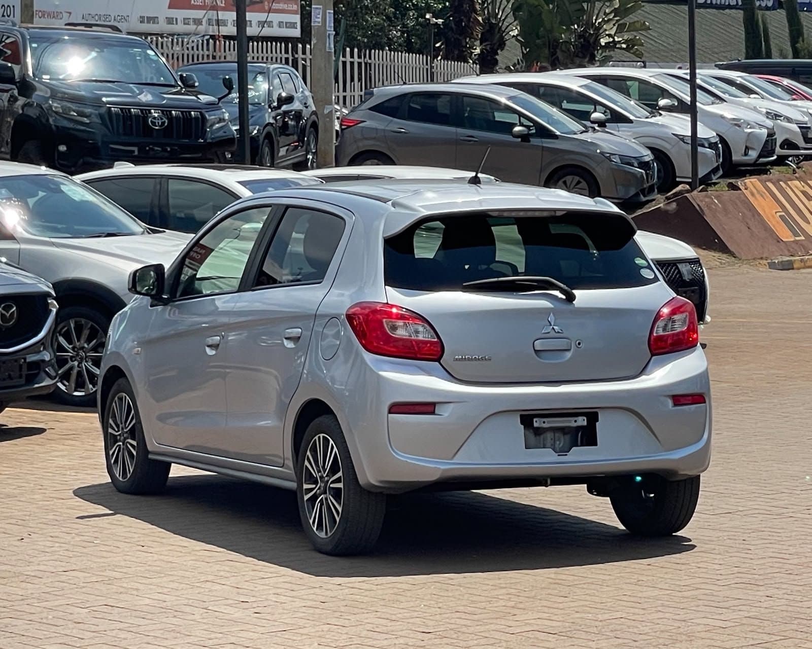2018 MITSUBISHI MIRAGE thumbnail 6