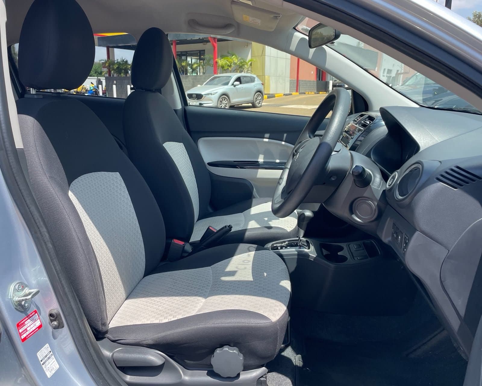 2018 MITSUBISHI MIRAGE thumbnail 7