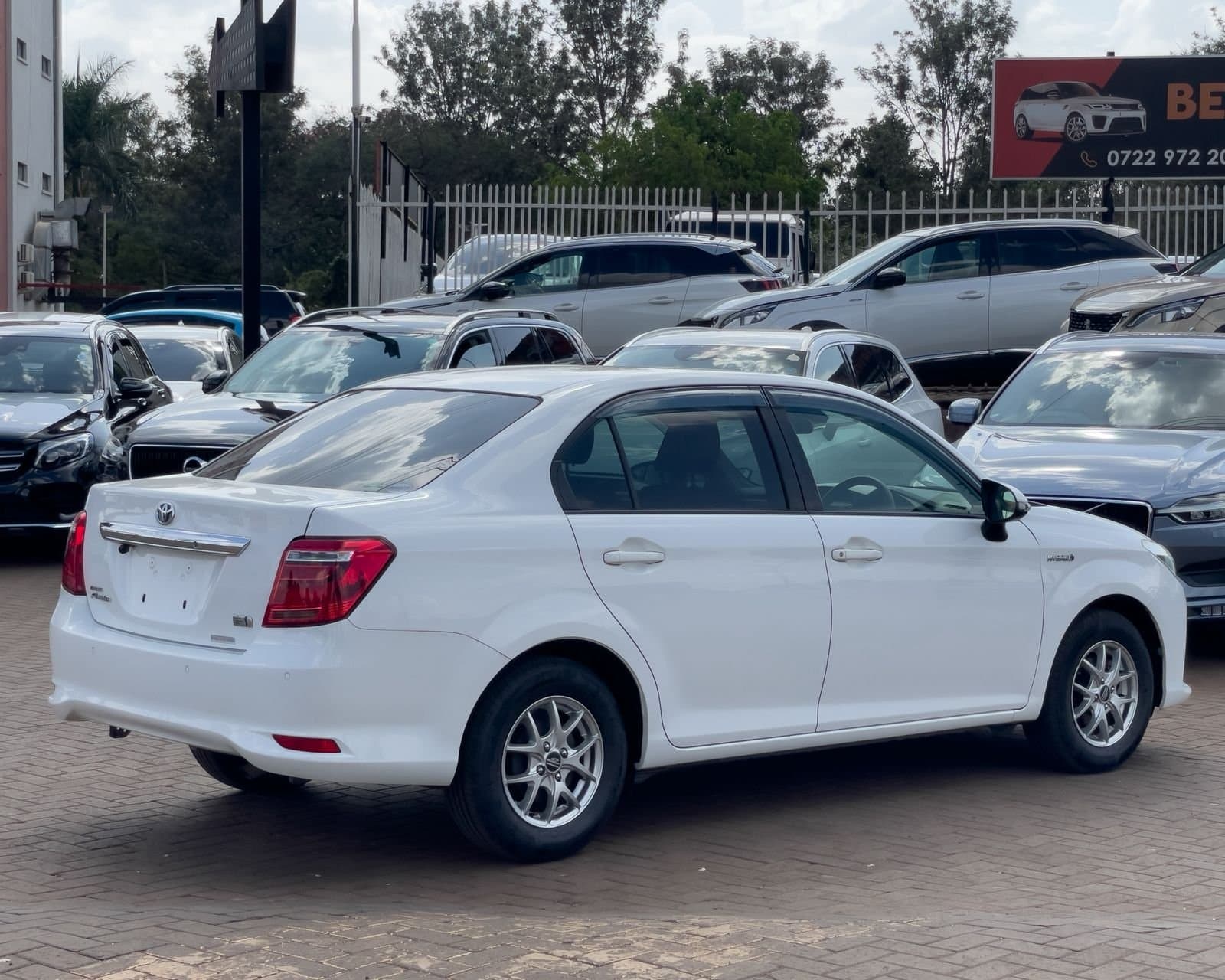 2018 TOYOTA AXIO thumbnail 4
