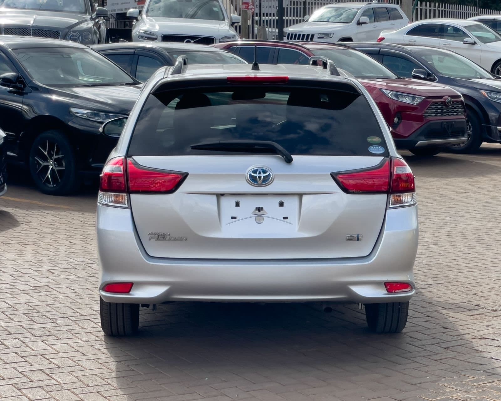 2018 TOYOTA FIELDER thumbnail 4