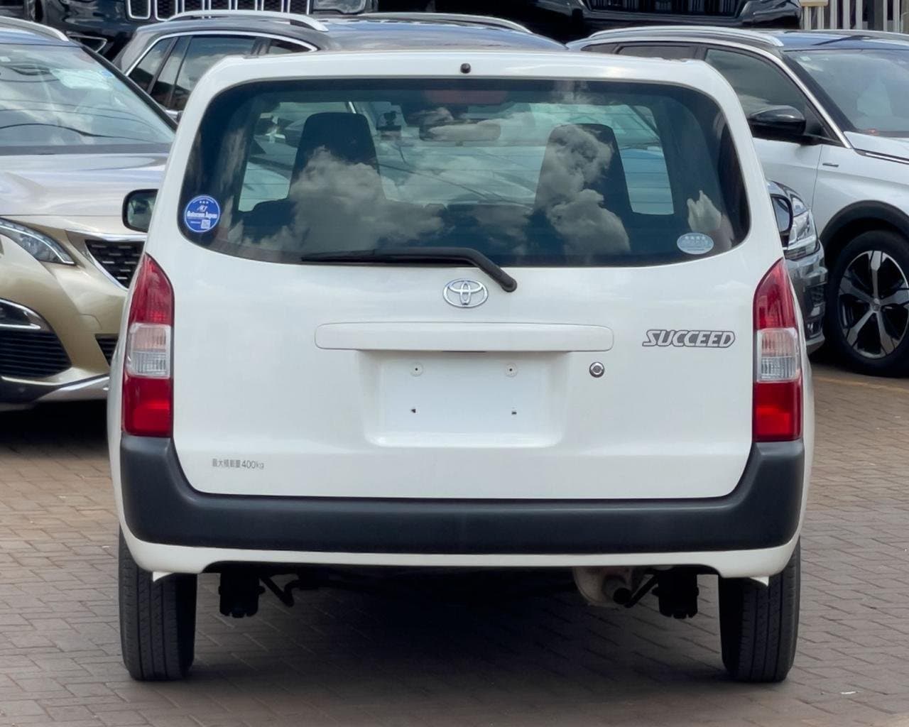 2018 TOYOTA SUCCEED thumbnail 5