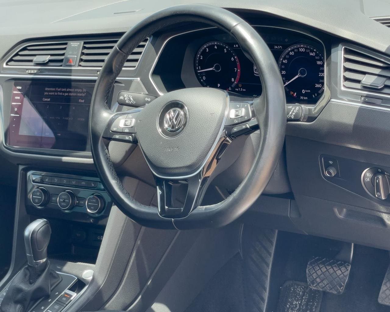 2018 VOLKSWAGEN TIGUAN thumbnail 7