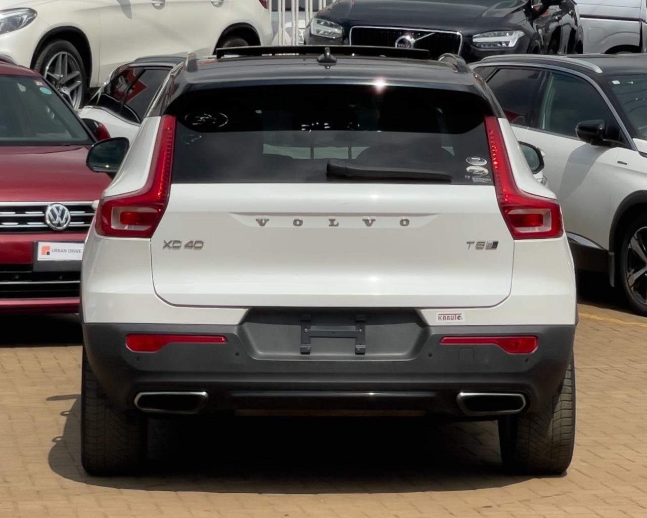 2018 VOLVO XC40 thumbnail 5