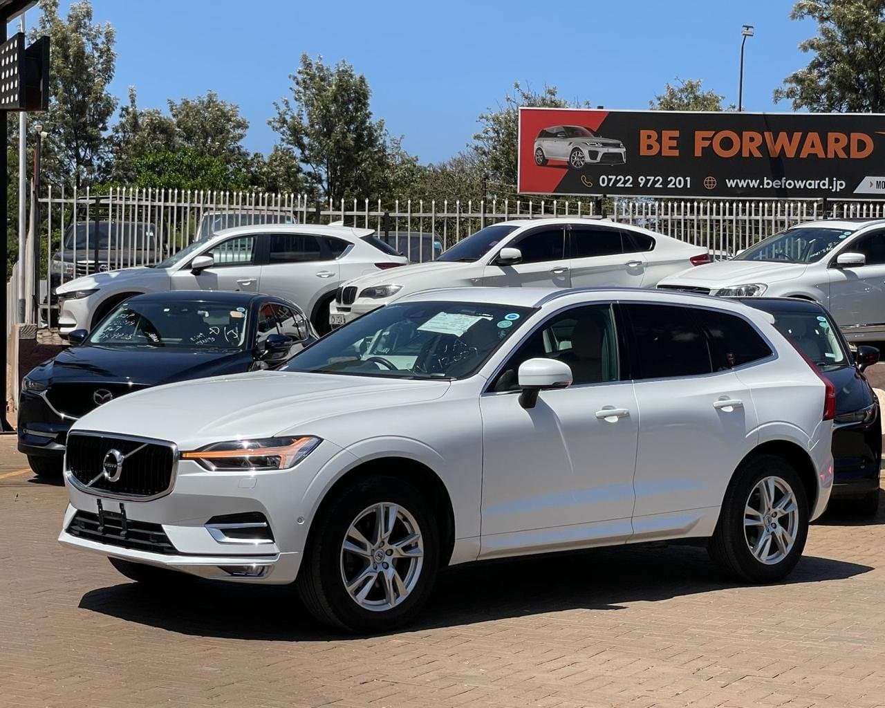 2018 VOLVO XC60 D4 thumbnail 3
