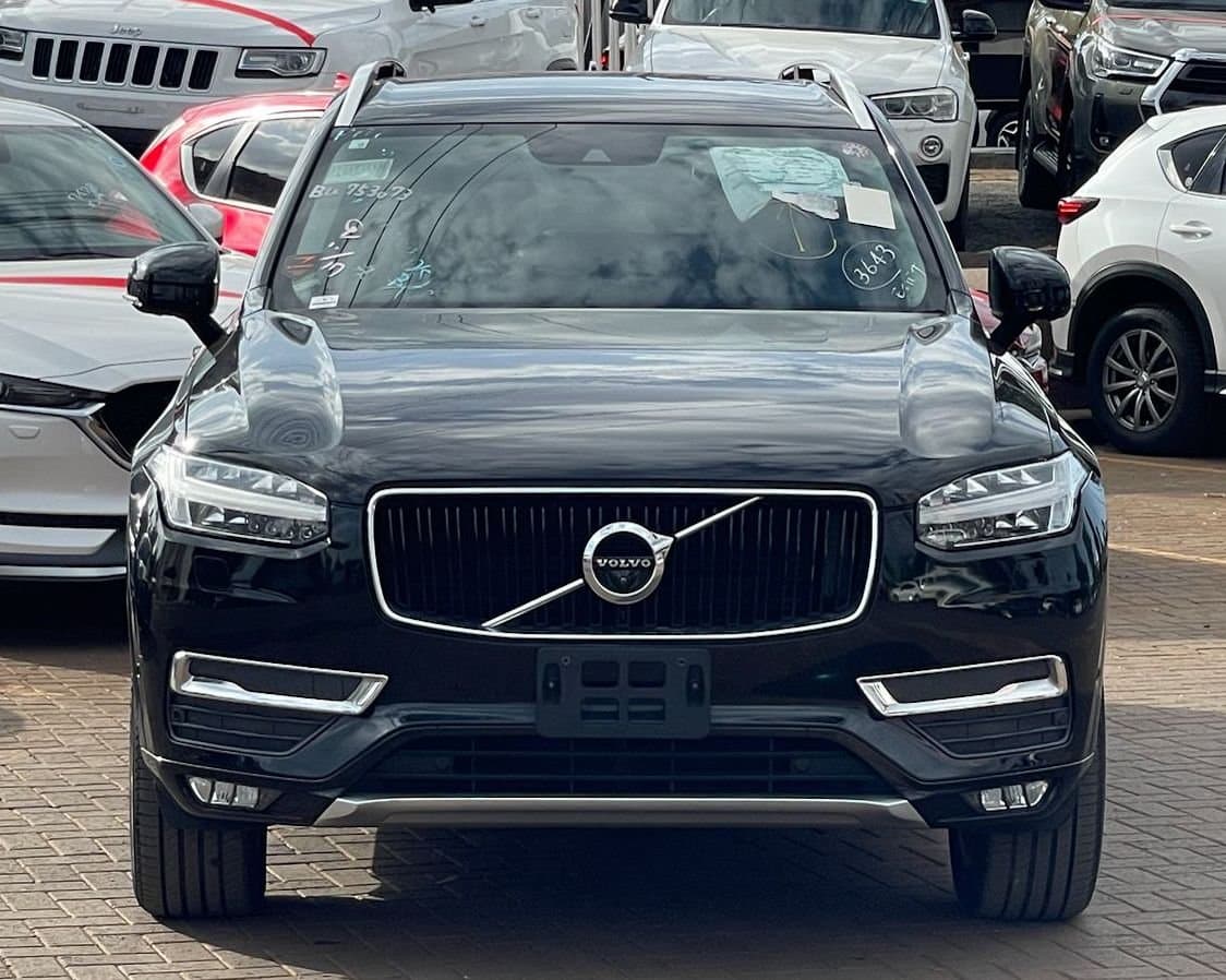 2018 VOLVO XC90 MOMENTUM thumbnail 2