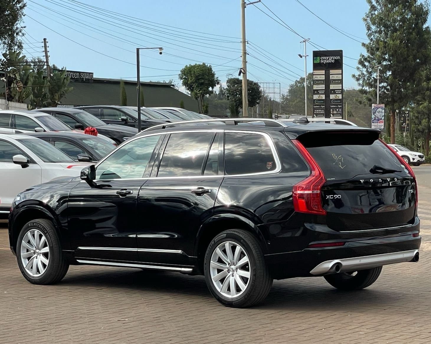 2018 VOLVO XC90 MOMENTUM thumbnail 6