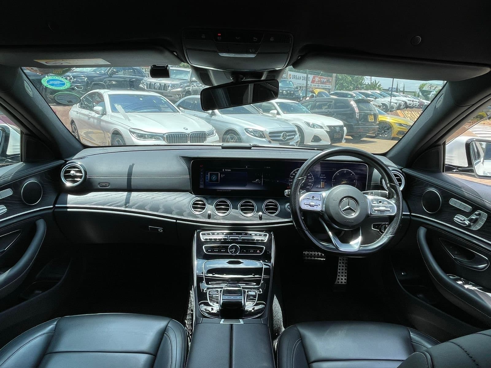 2019 MERCEDES BENZ E220d thumbnail 10