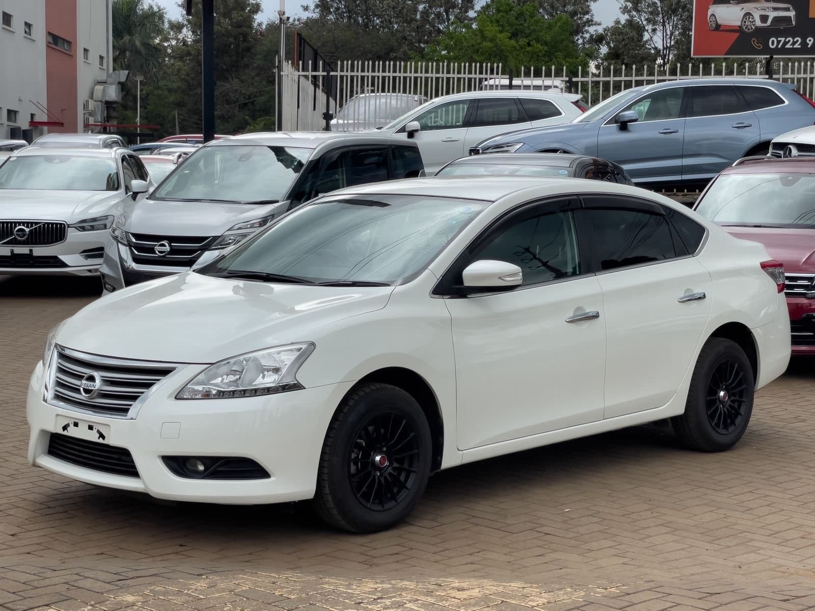 2019 NISSAN SYLPHY thumbnail 3