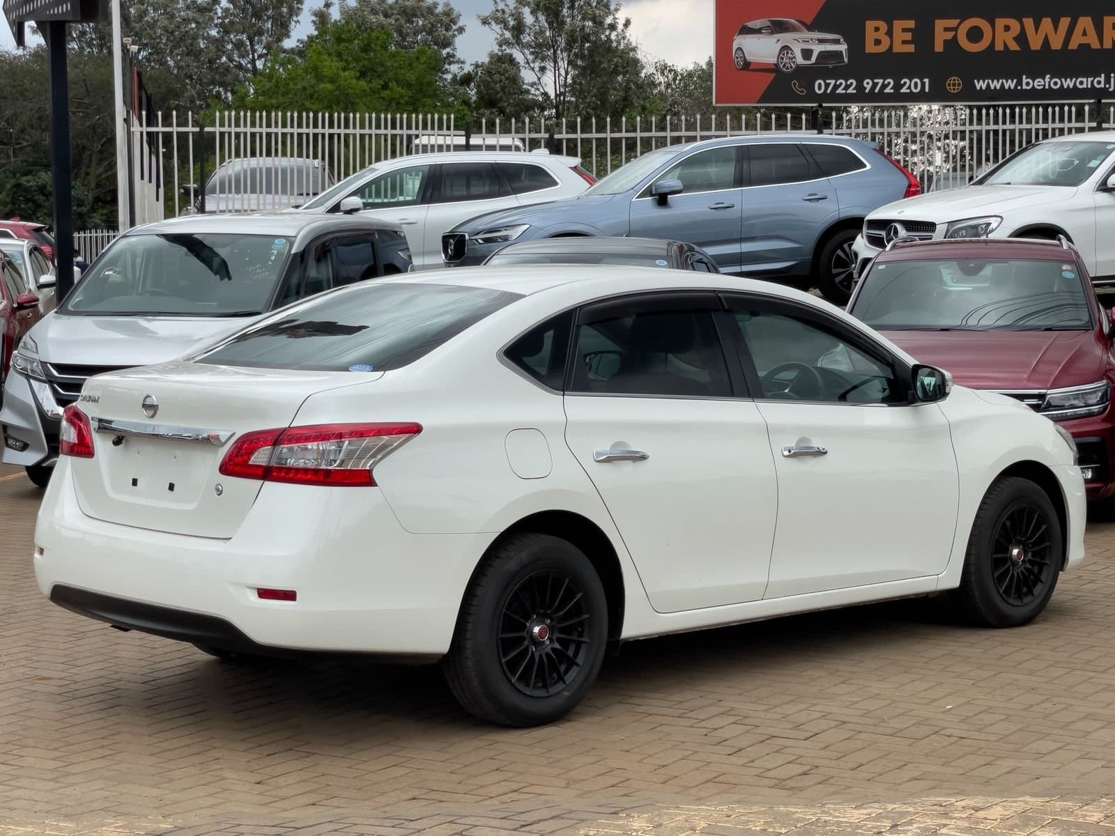 2019 NISSAN SYLPHY thumbnail 4