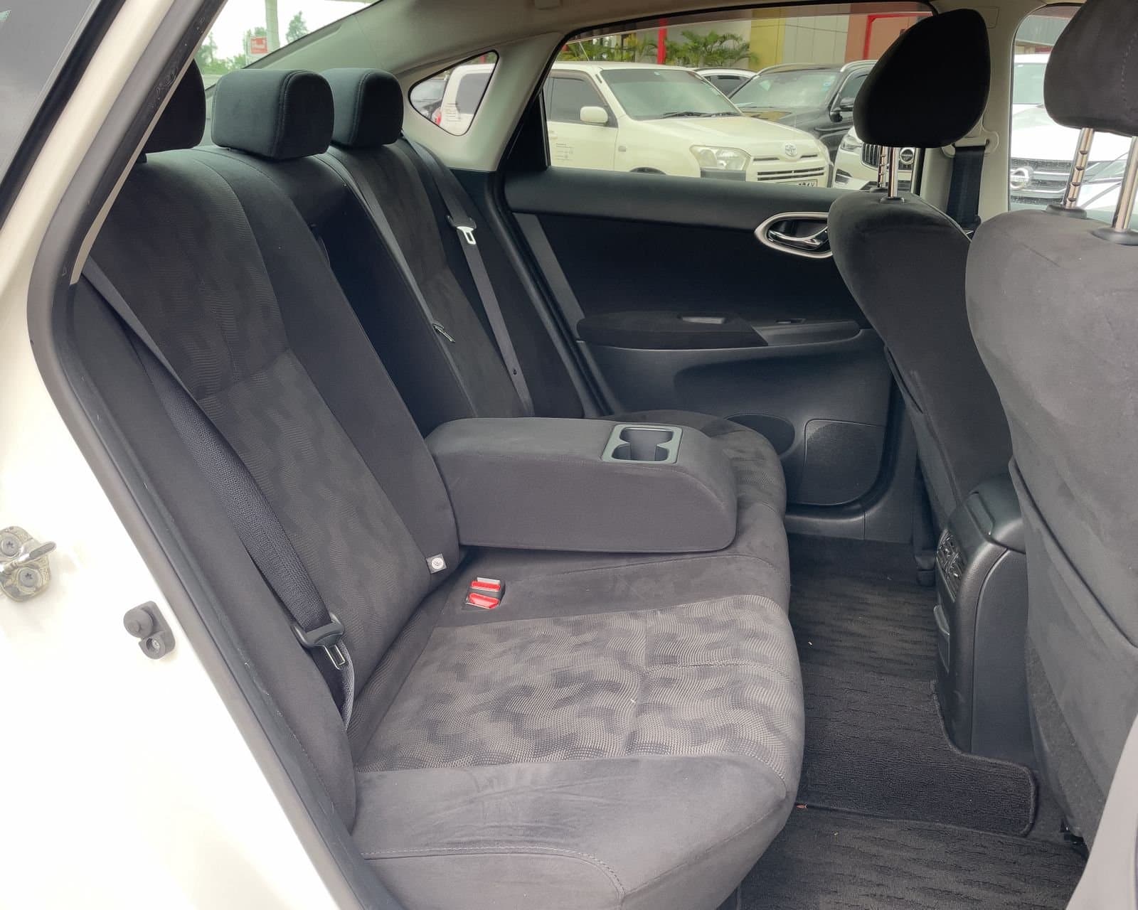 2019 NISSAN SYLPHY thumbnail 9