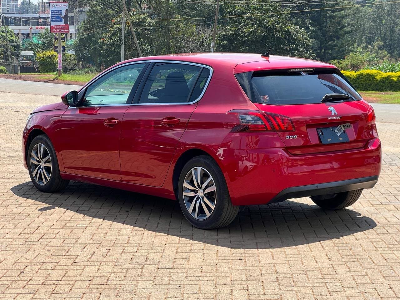 2019 PEUGEOT 308 thumbnail 6