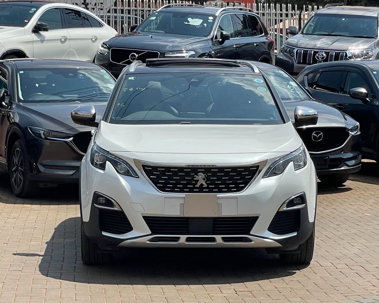 2019 PEUGEOT 5008 GT-LINE thumbnail 2