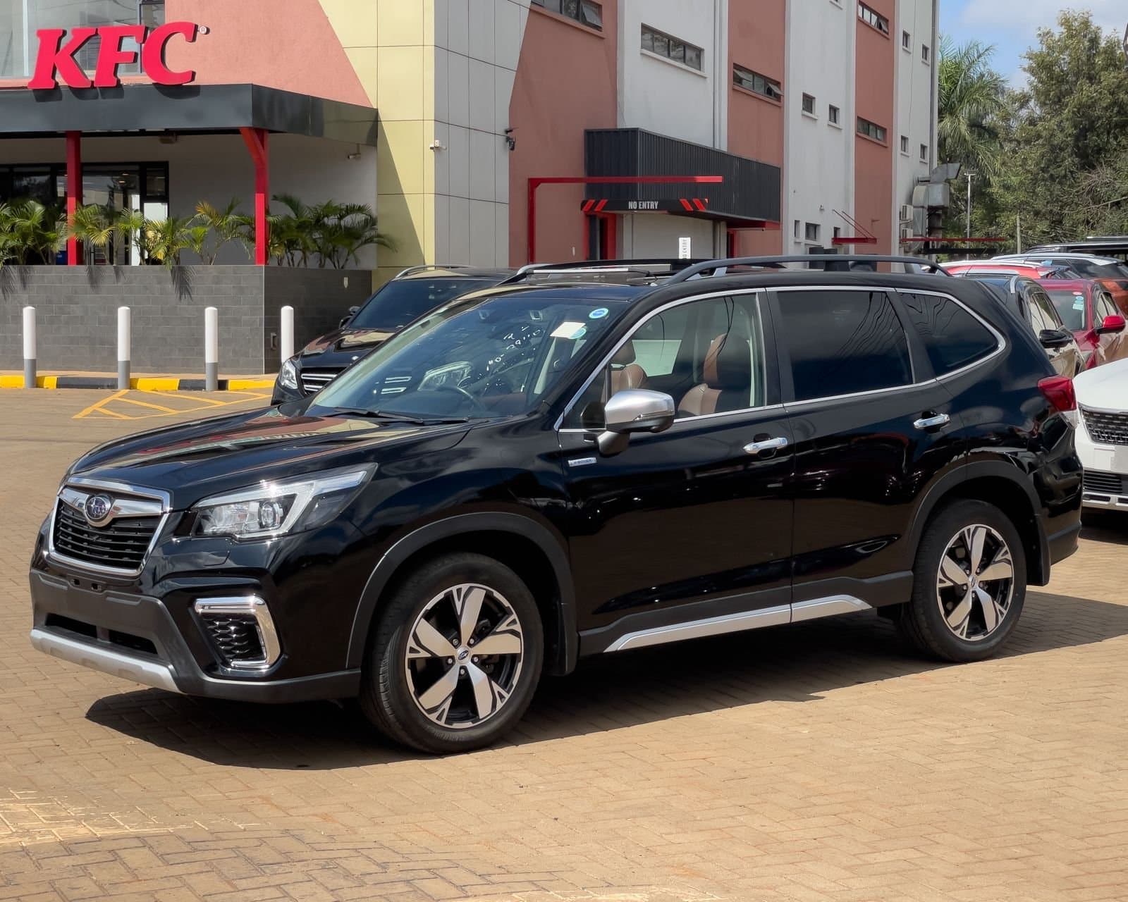 2019 SUBARU FORESTER E-BOXER thumbnail 3