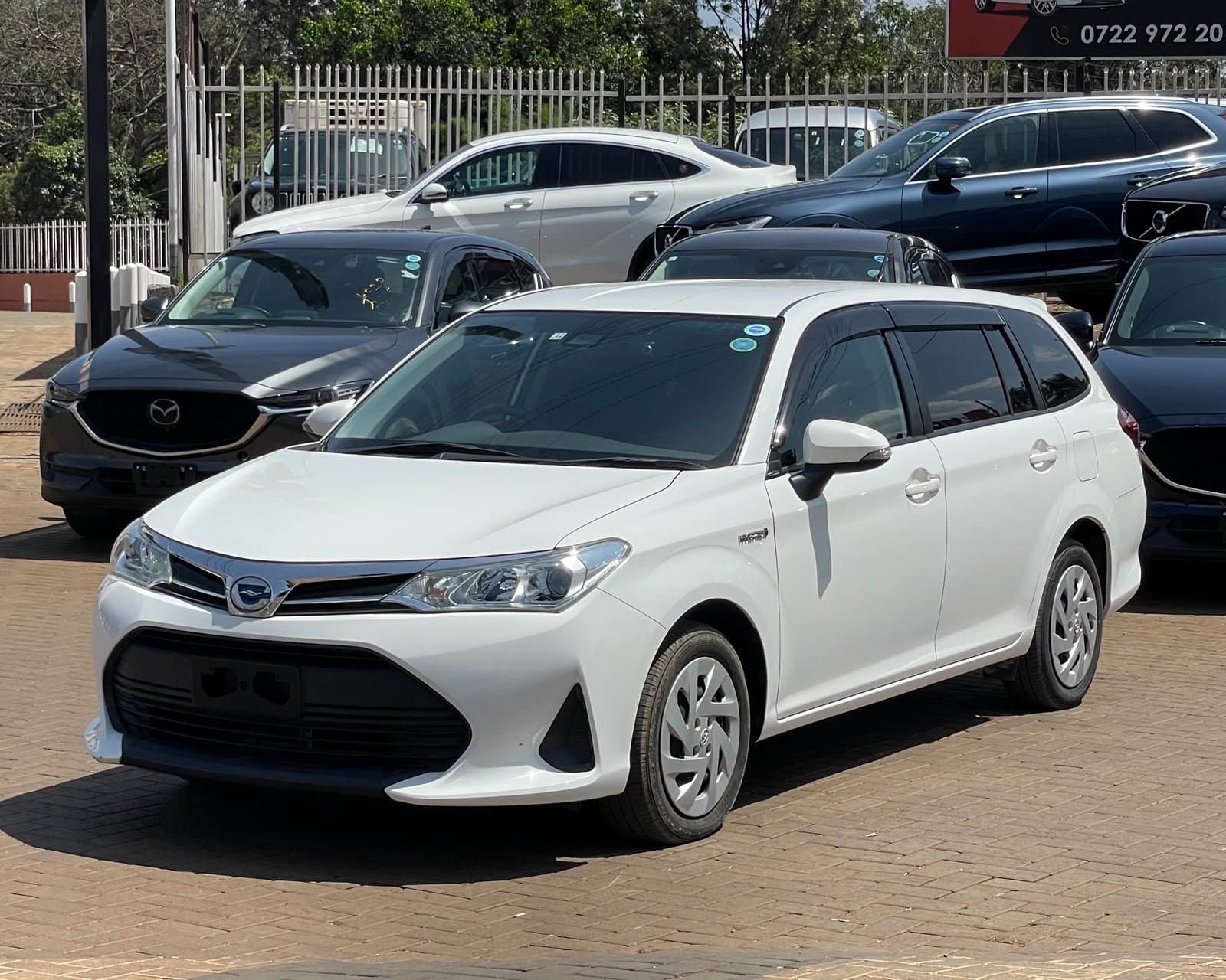 2019 TOYOTA FIELDER HYBRID thumbnail 3