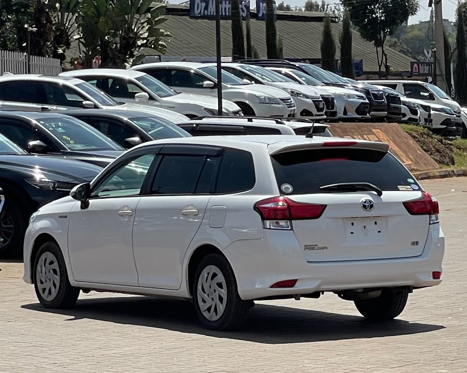 2019 TOYOTA FIELDER HYBRID thumbnail 6