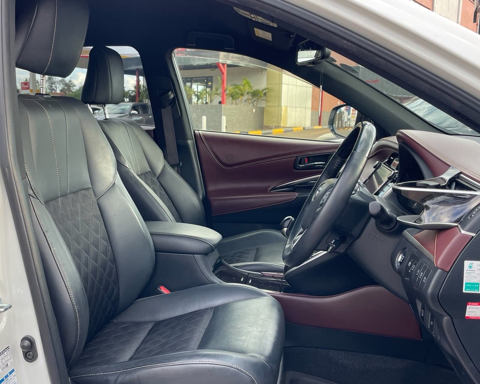 2019 TOYOTA HARRIER thumbnail 7