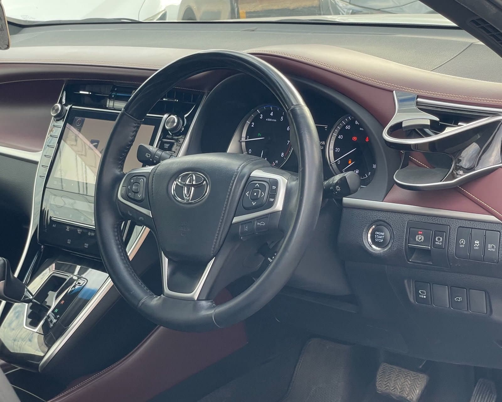 2019 TOYOTA HARRIER thumbnail 8
