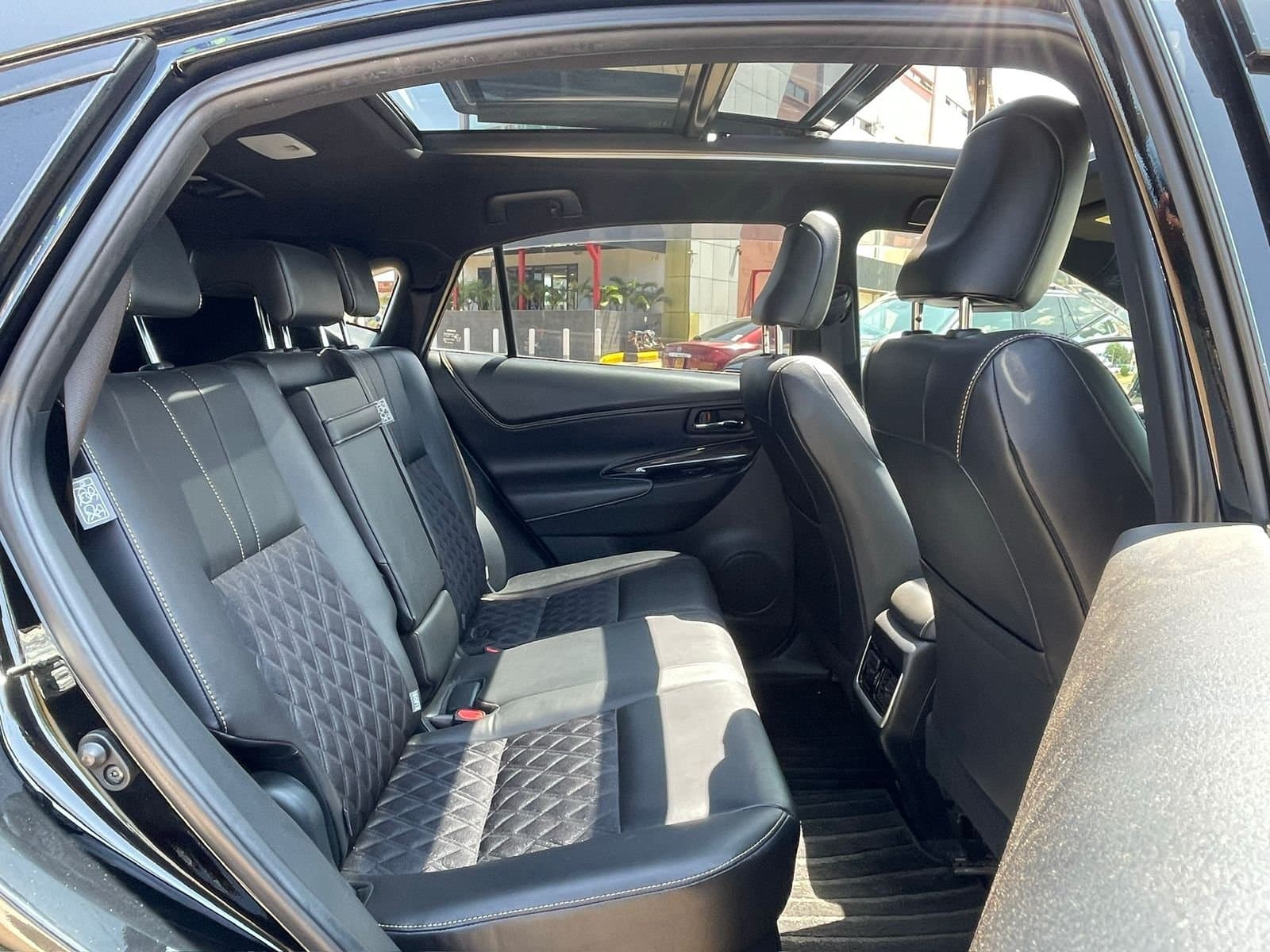 2019 TOYOTA HARRIER thumbnail 9