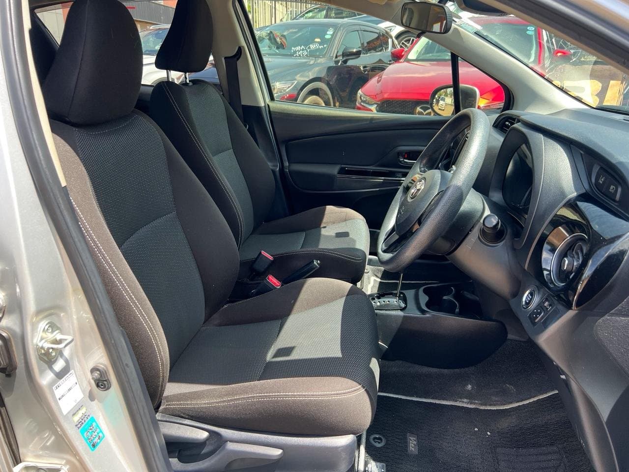 2019 TOYOTA VITZ thumbnail 7