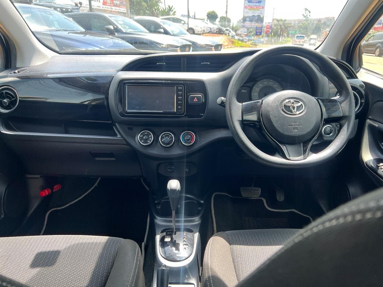 2019 TOYOTA VITZ thumbnail 10