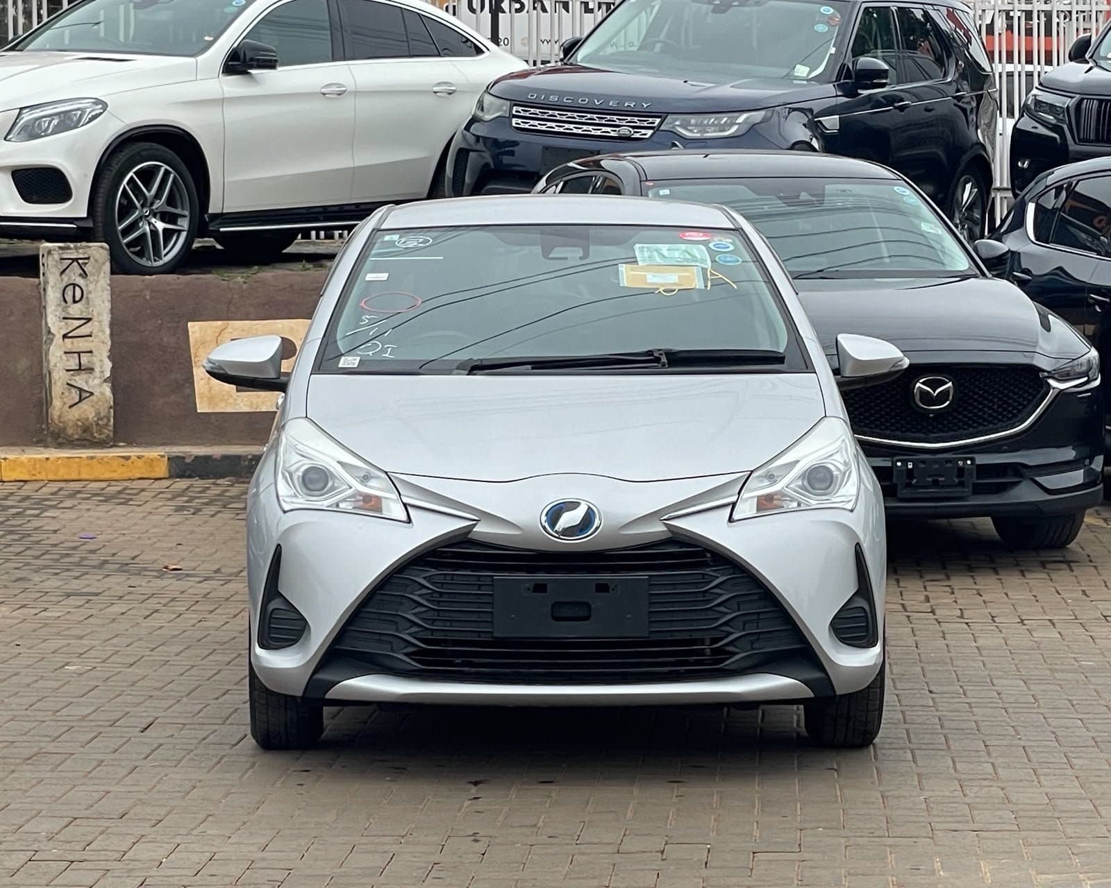 2019 TOYOTA VITZ thumbnail 2