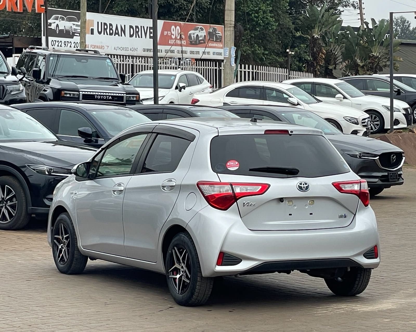 2019 TOYOTA VITZ thumbnail 6