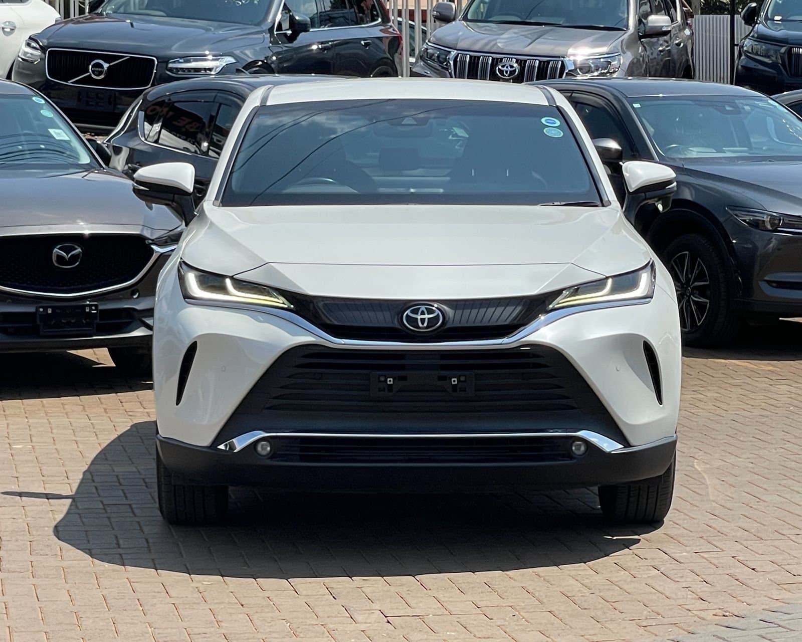 2020 TOYOTA HARRIER thumbnail 2
