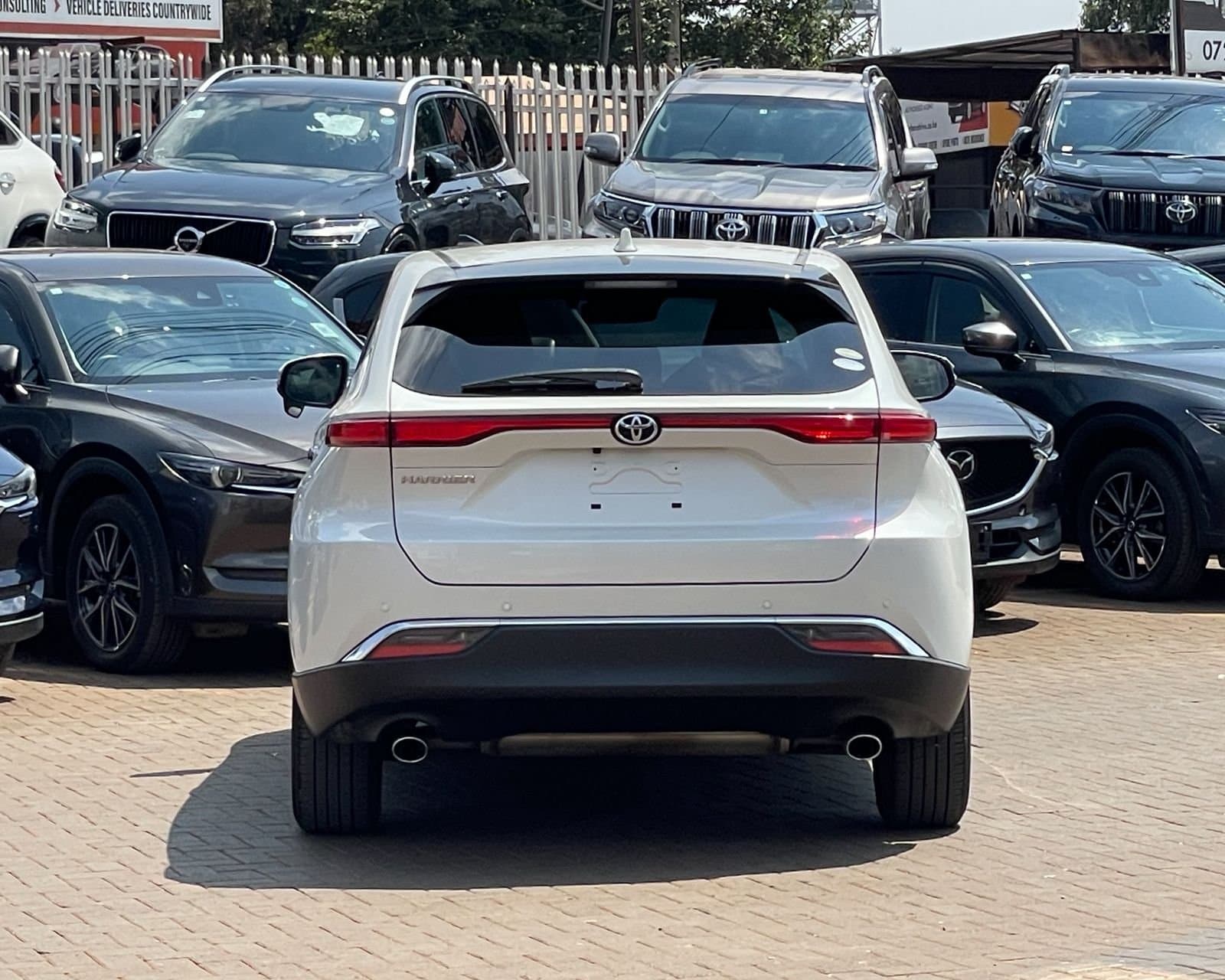 2020 TOYOTA HARRIER thumbnail 5