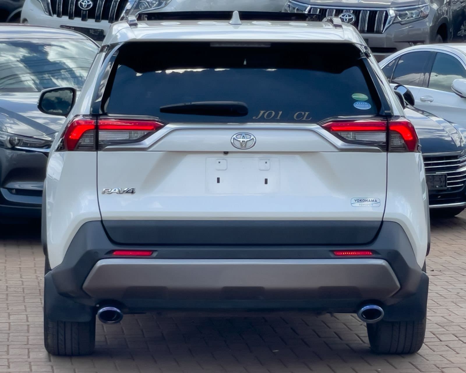 2020 TOYOTA RAV-4 thumbnail 5