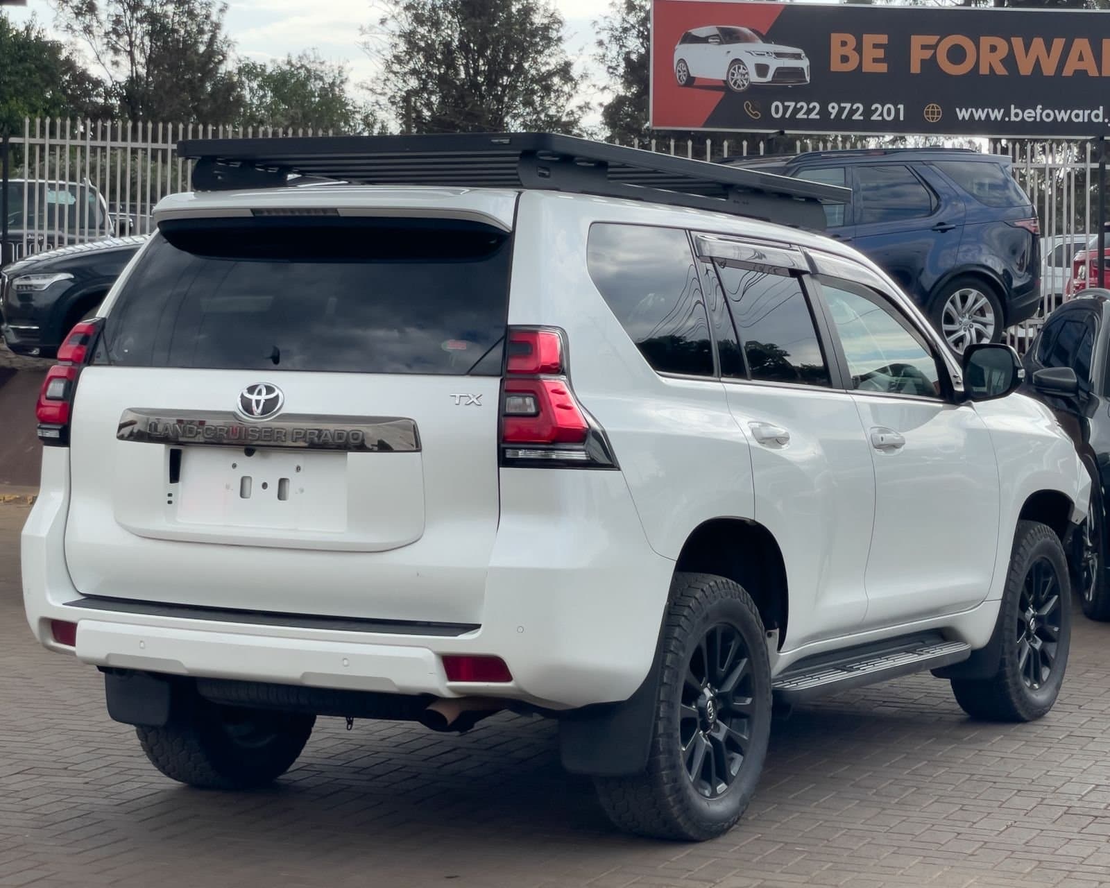 2021 TOYOTA LANDCRUISER PRADO TX thumbnail 4
