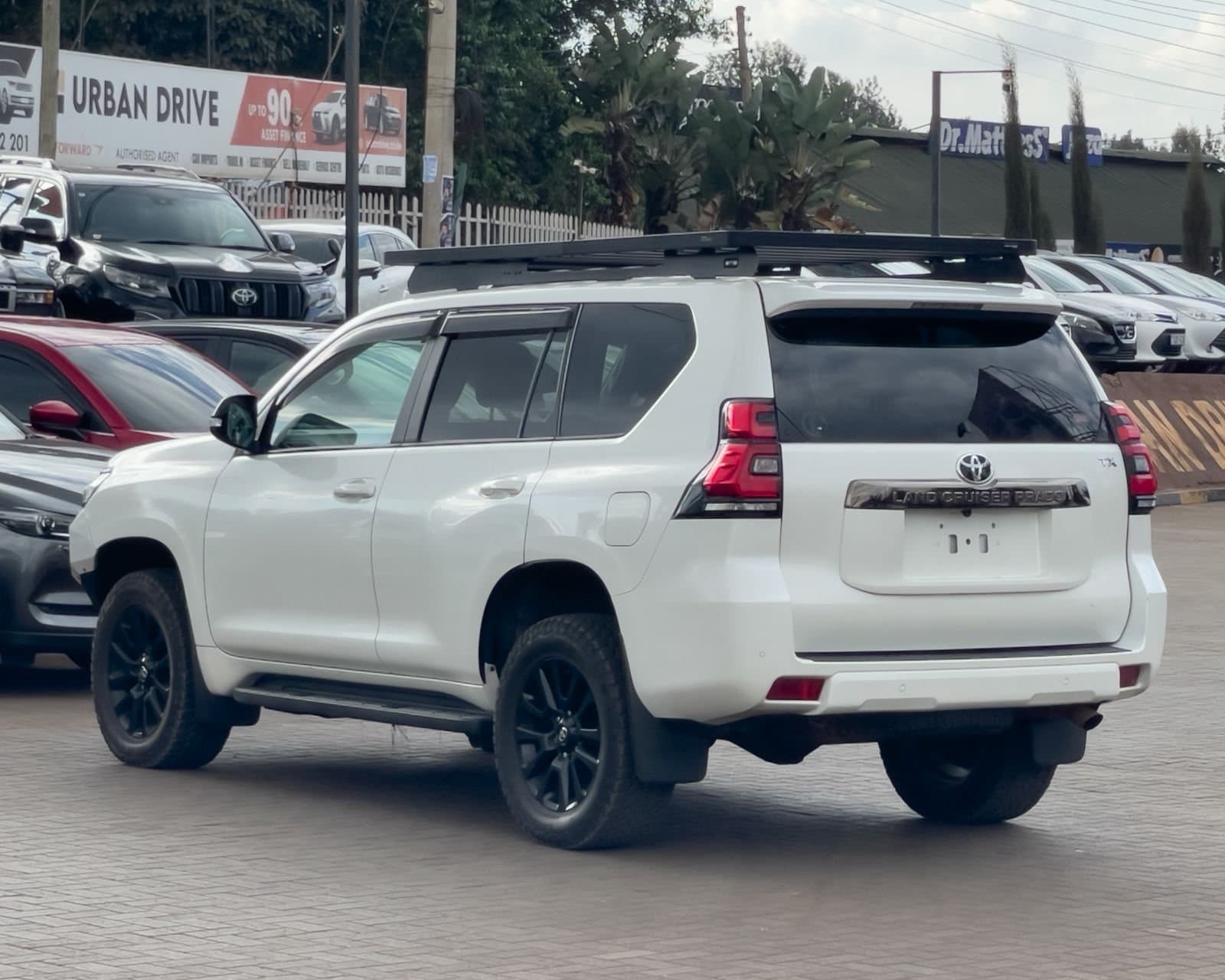 2021 TOYOTA LANDCRUISER PRADO TX thumbnail 6